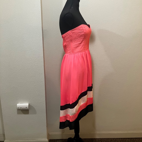 Parker sheer coral Quilted color block Strapless dress - Picture 2 of 6